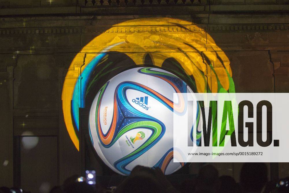 Präsentation des offiziellen FIFA WM Spielballs - Adidas Brazuca - Parque Lage Rio de Janeiro. RIO DE JANEIRO RJ, Brasil 03 12 2013. ( x(11)Pupox xFotoarenax