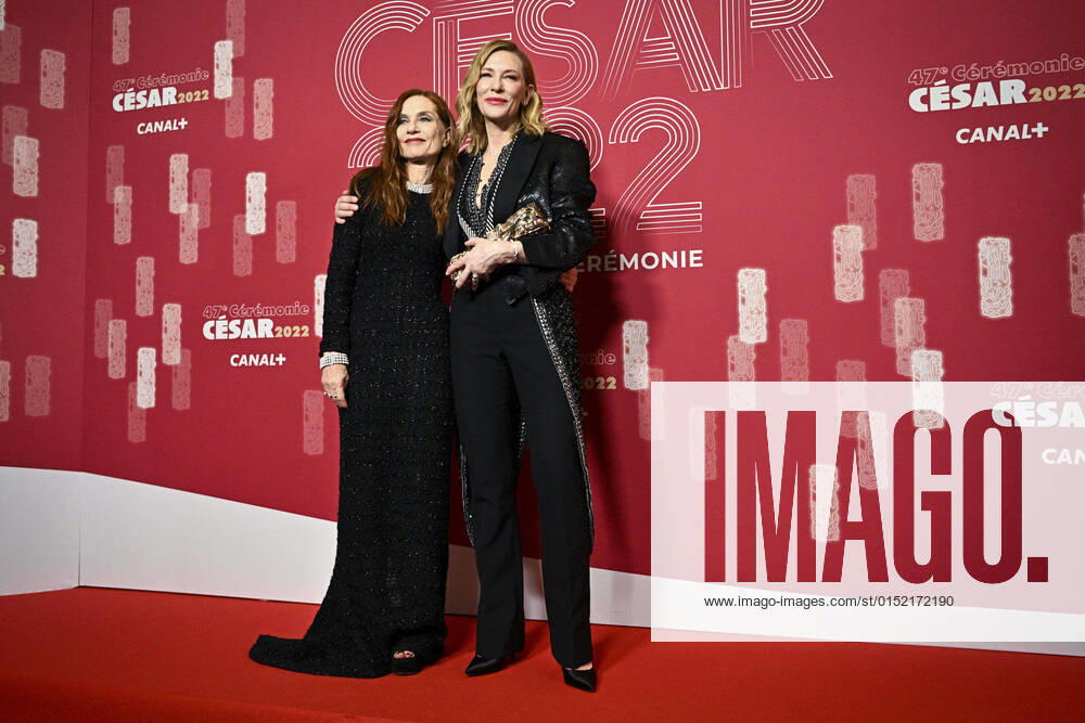 Bilder des Jahres 2022, Entertainment 02 Februar Entertainment Themen der Woche KW08 Isabelle Huppert et Cate Blanchett - Cesar d Honneur CELEBRITES : 47e Ceremonie des Cesar - Paris - 25 02 2022 JBAutissier Panoramic