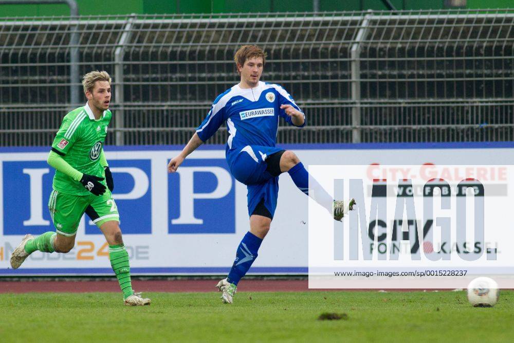 Kevin Pannewitz (Goslarer SC 08) - Regionalliga Nord Punktspiel Saison 2013-2014 VfL Wolfsburg U23 vs. Goslarer SC im Stadion am Elsterweg in Wolfsburg - Aktion,Deutschland, Fußball, Mann, Männer