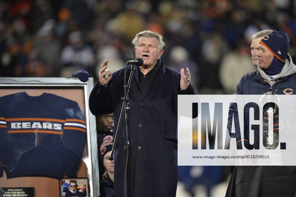 Former Chicago Bears tight end, head coach and Pro Football Hall of Famer Mike Ditka speaks during a halftime ceremony retiring his number 89 during the Chicago Bears Dallas Cowboys game at Soldier Field in Chicago on December 9, 2013. Ditka played from the Bears from 1961-1966 and coached the team from 1982-1992, winning Super Bowl XX in 1986. CHI2013120923