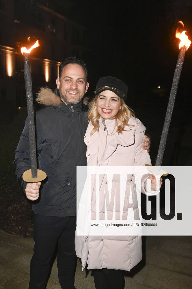 Susan Sideropoulos with husband Jakob Shtizberg at the Official Opening of the Baltic Lights 2022 with torch relay at the Alex Strandbar Heringsdorf, 04 03 2022 Foto:xF.xFuturexImage