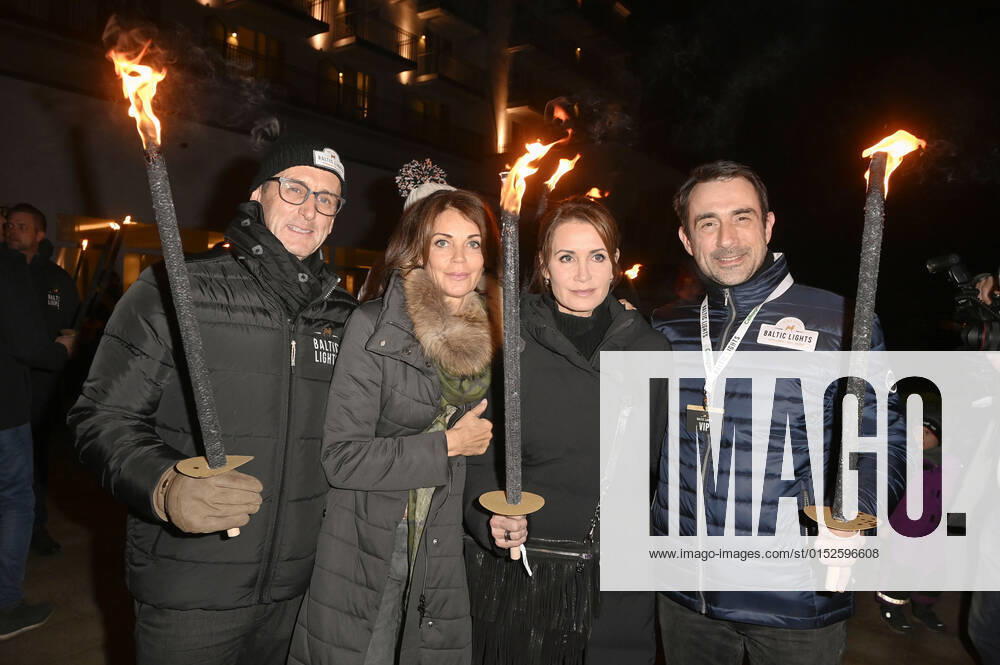 Gerit Kling with husband Wolfram Becker and Anja Kling with husband Oliver Haas at the Official Opening of the Baltic Lights 2022 with Torch Relay at the Alex Strandbar Heringsdorf, 04 03 2022 Foto:xF.xFuturexImage