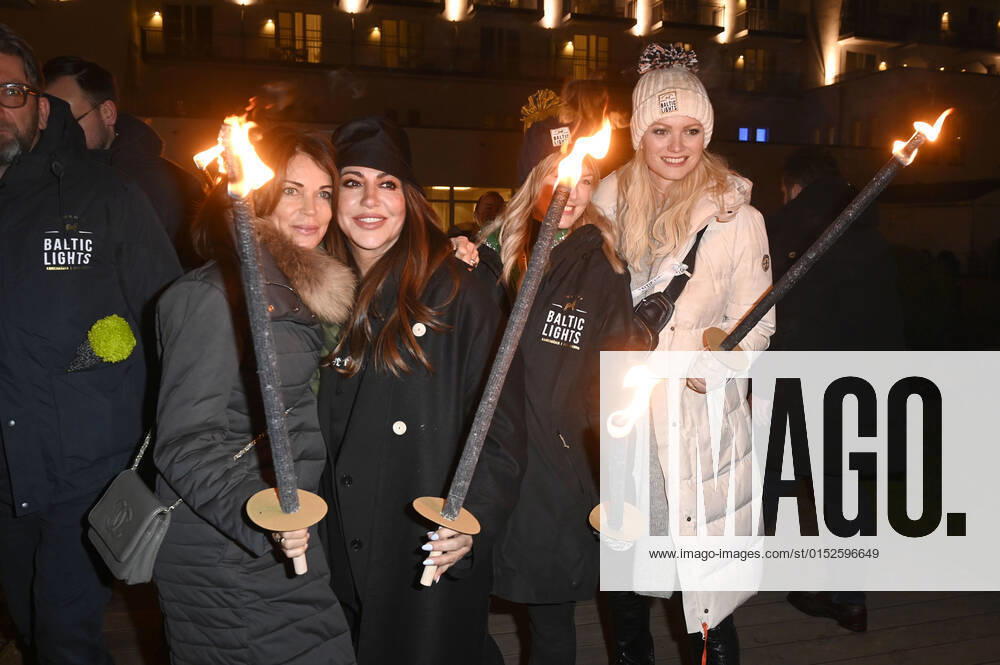 Gerit Kling, Simone Thomalla, Nina Ensmann and Franziska Knuppe at the Official Opening of the Baltic Lights 2022 with Torch Relay at the Alex Strandbar Heringsdorf, 04 03 2022 Foto:xF.xFuturexImage