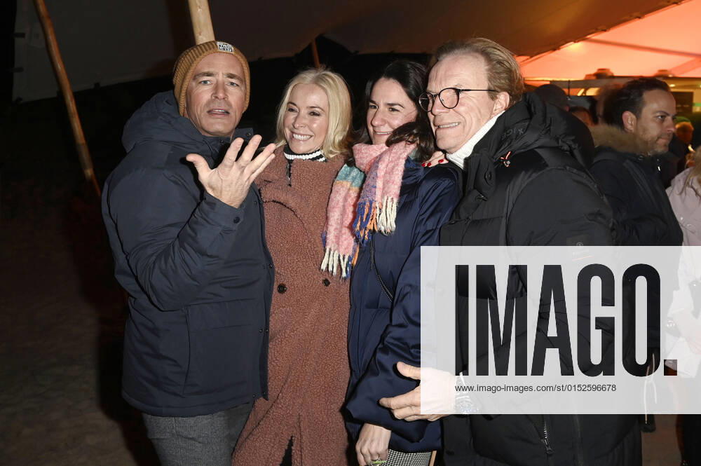 Jan Sosniok, Gesine Lippert, Nadine Möllers and Wolfgang Lippert at the Official Opening of the Baltic Lights 2022 with Torch Relay at the Alex Strandbar Heringsdorf, 04 03 2022 Foto:xF.xFuturexImage