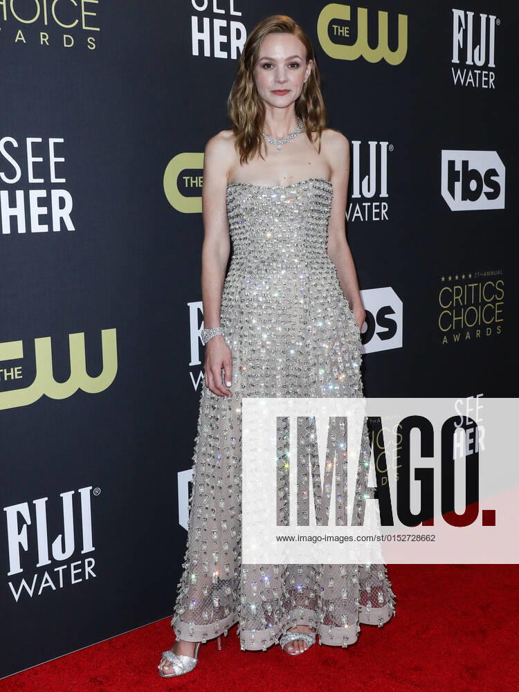 27th Annual Critics Choice Awards - Press Room Carey Mulligan wearing Dior Couture poses in the press room at the 27th Annual Critics Choice Awards held at the Fairmont Century Plaza Hotel on March 13, 2022 in Century City, Los Angeles, California, United States. Fairmont Century Plaza Hotel, Century City, Los Angeles, California California United States