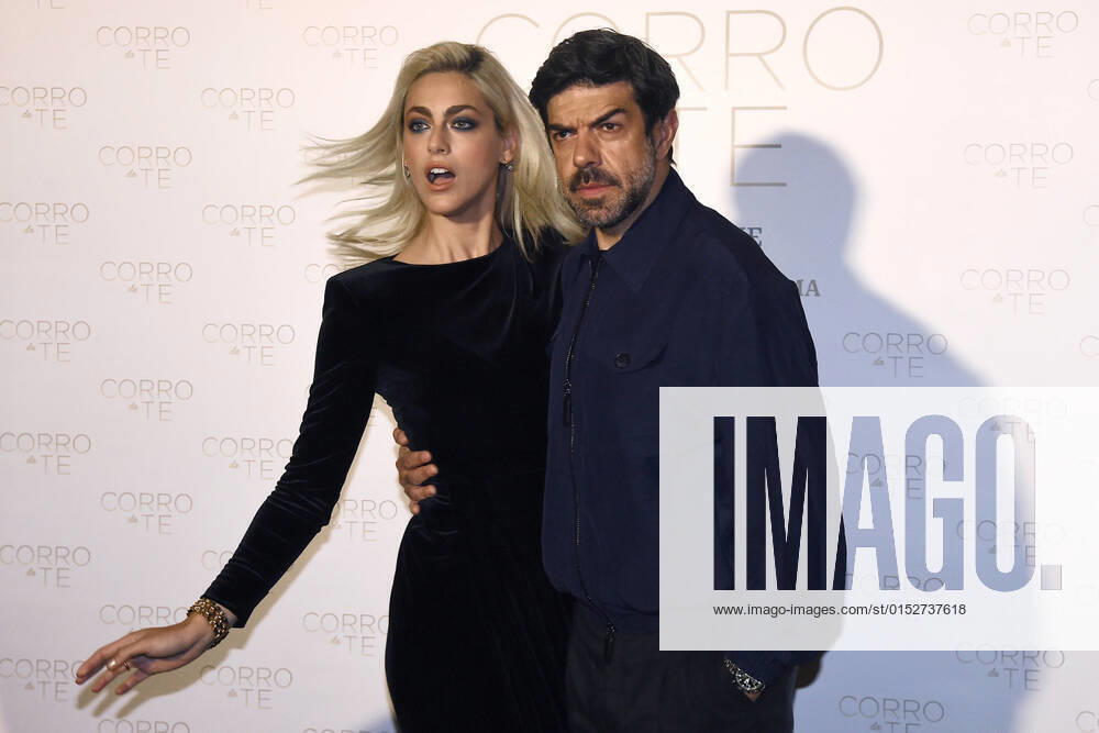 Db Milan 14 03 2022 photocall film Corro da te photo Daniele Buffa Image in the picture Pierfrancesco Favino Miriam Leone
