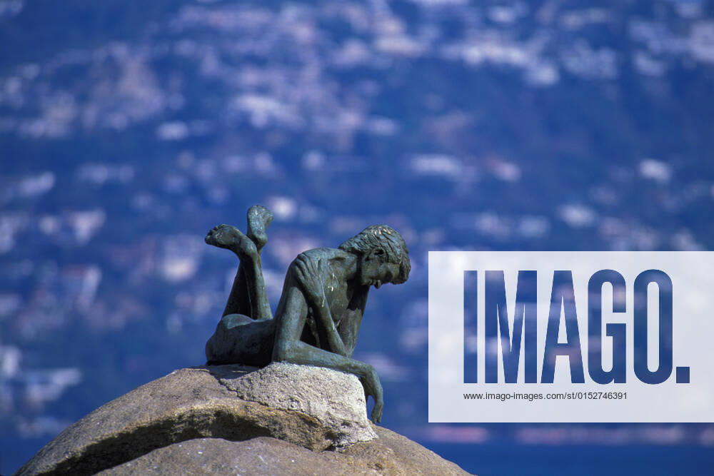 Mexico; Pacific Coast; Guerrero; Bahia de Acapulco; Acapulco; Sculpture Taxco