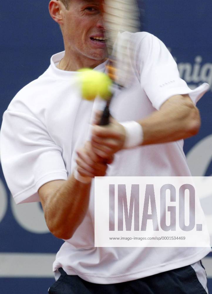 Nikolay Davydenko (Rußland) - beidhändige Rückhand Tennis Herren Masters Series Hamburg 2005, ATP Tour Einzelbild Am Rothenbaum Hamburg Dynamik,