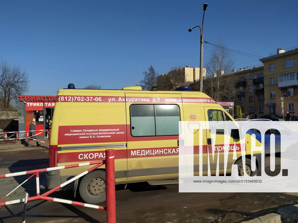 Russia. Saint Petersburg and Leningrad region. Everyday life of St. Petersburg and the Leningrad region in march 2022. ambulance. MaksimxKonstantinov
