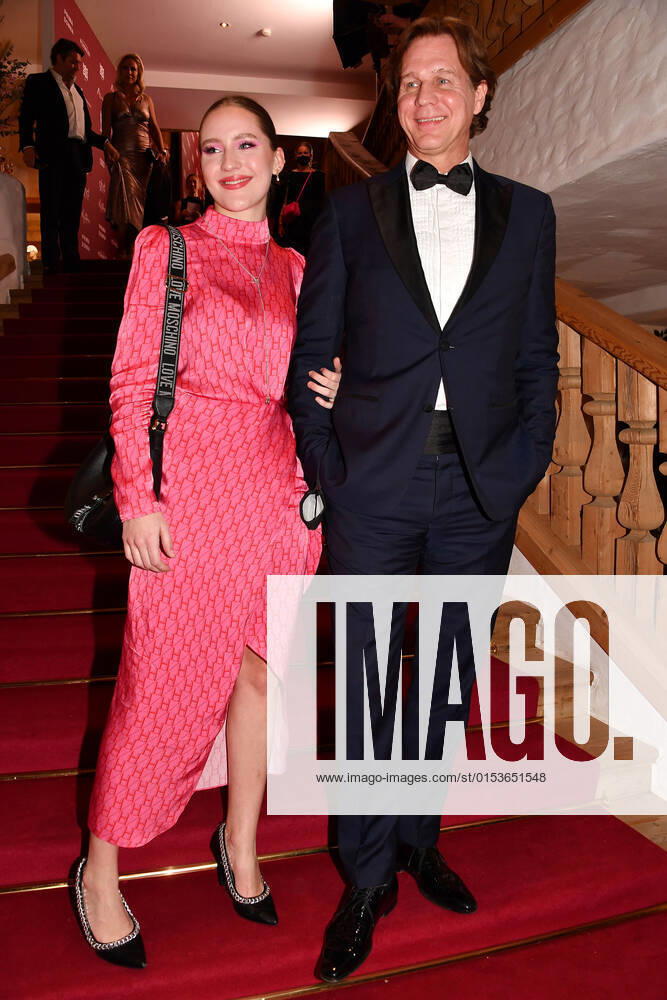 Lucie Heinze and her father Thomas Heinze at the Gala Spa Awards on 26 03 2022 at the Stanglwirt in Kitzbuehel Gala Spa Awards 2022 in Kitzbuehel