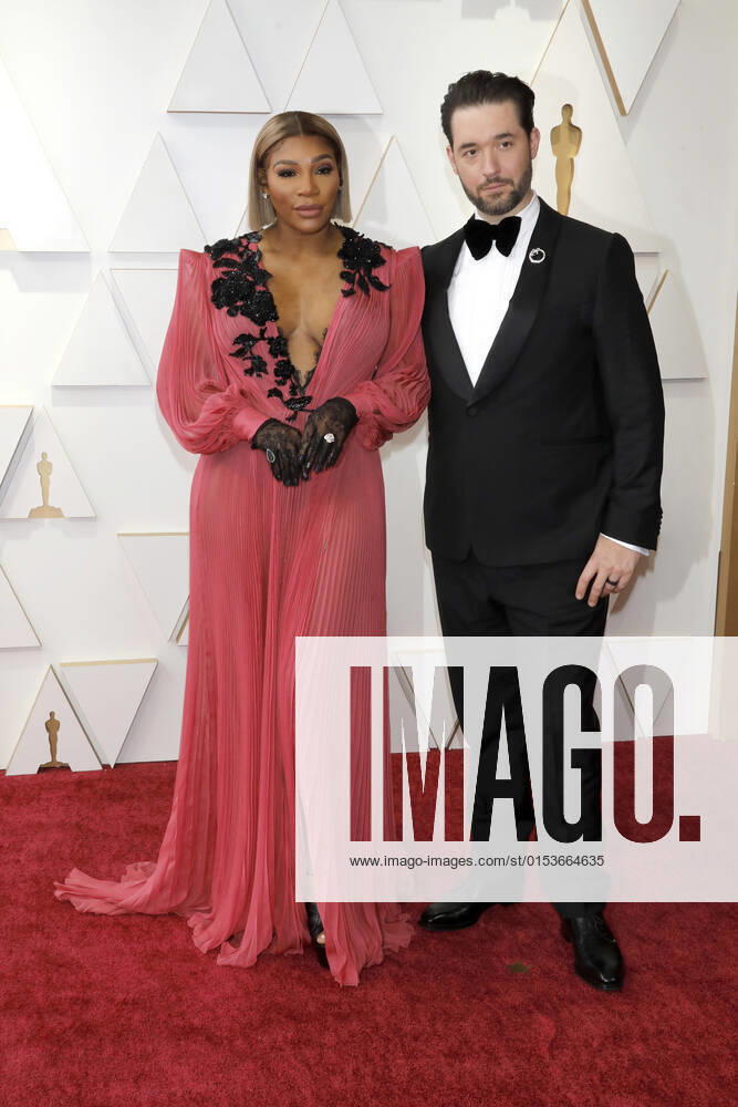 LOS ANGELES - MAR 27: Serena Williams, Alexis Ohanian at the 94th Academy Awards at Dolby Theater on March 27, 2022 in Los Angeles, CA Los Angeles USA - ZUMAnc22 20220328_zaa_nc22_083