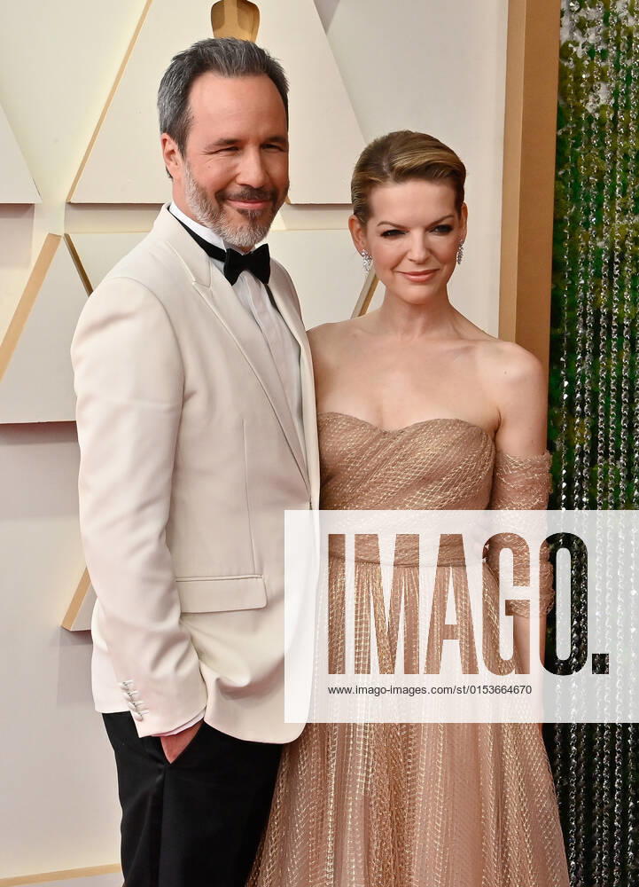 Denis Villeneuve and Tanya Lapointe arrive for the 94th annual Academy Awards at the Dolby Theatre in the Hollywood section of Los Angeles on Sunday, March 27, 2022. LAP20220327373 JIMxRUYMEN