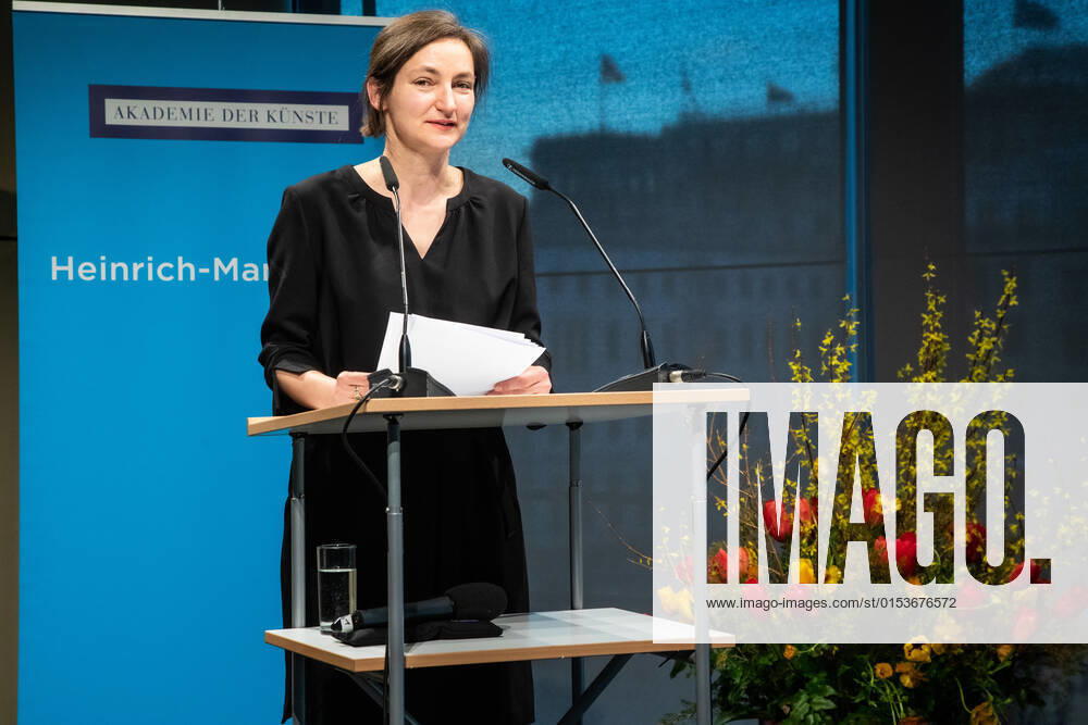 Reading Heinrich Mann Prize 2022 to Lothar Müller Jutta Person Laudator at the Akademie der Künste Berlin Sun