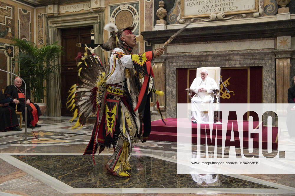 A handout image released by Vatican media shows Pope Francis receiving a delegation of the Indigenous Peoples of Canada, in Vatican City, Vatican, 1 April 2022. ANSA VATICAN MEDIA ++HO - NO SALES + VATICAN CITY VATICAN - ZUMAa110 20220401_zaf_a110_026