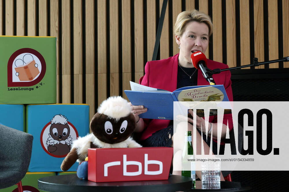 Franziska Giffey at the press conference for the reading aloud world record attempt of the LeseLounge e V , supported by rbb media and the citizen donation Berlin in the rbb roof lounge Berlin, 02 04 2022 Foto:xT.xBartillax xFuturexImage
