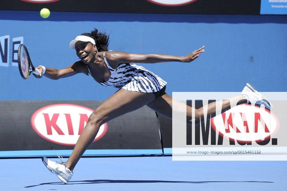 Melbourne, Australia. Venus Williams of the USA in action on day one of the Australian Open from Melbourne Park. Limx ActionPlus20163142