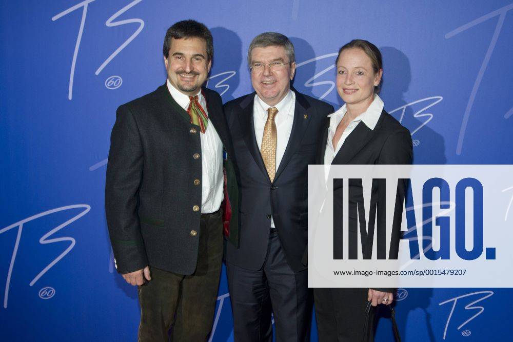 Von links: Georg HACKL, Rennrodler, Dr. Thomas BACH, IOC-Präsident, Isabell WERTH, Dressur-Reiterin, Empfang in der Stadthalle Tauberbischofsheim zu Ehren von IOC-Präsident ThomasBach, der am 29.12.2013 seinen 60. Geburtstag feierte