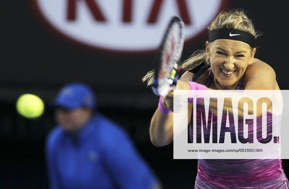 (140118) -- MELBOURNE, Jan. 18, 2014 (Xinhua) -- Victoria Azarenka of Belarus returns the ball during the women s singles third round match at the Australian Open tennis tournament in Melbourne, Australia, Jan. 18, 2014. (Xinhua Jin Linpeng) (SP)AUSTRALIA-MELBOURNE-TENNIS