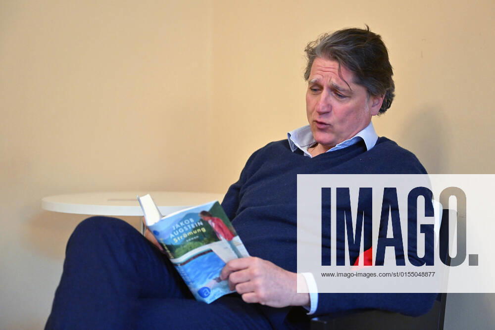 A journalistic heavyweight Jacob Augstein is publisher of the weekly newspaper der Freitag and has