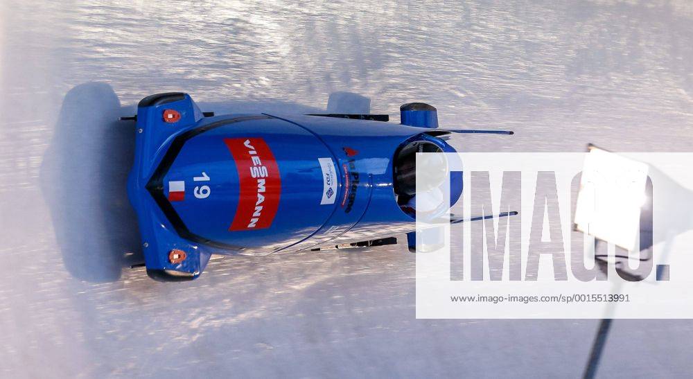 Olympiaeisbahn Igls, AUT, Viessmann FIBT Bob und Skeleton Weltcup, 2er Bob Herren, 1. Durchgang, im Bild Costerg Loic, Heinrich Romain (FRA) Costerg Loic, Heinrich Romain of France during first run tow men Bob at FIBT Viessmann Bobsleigh and Skeleton World Cup at Olympic ice canal, Innsbruck Igls, Austria on 2014 01 18. EP_rin