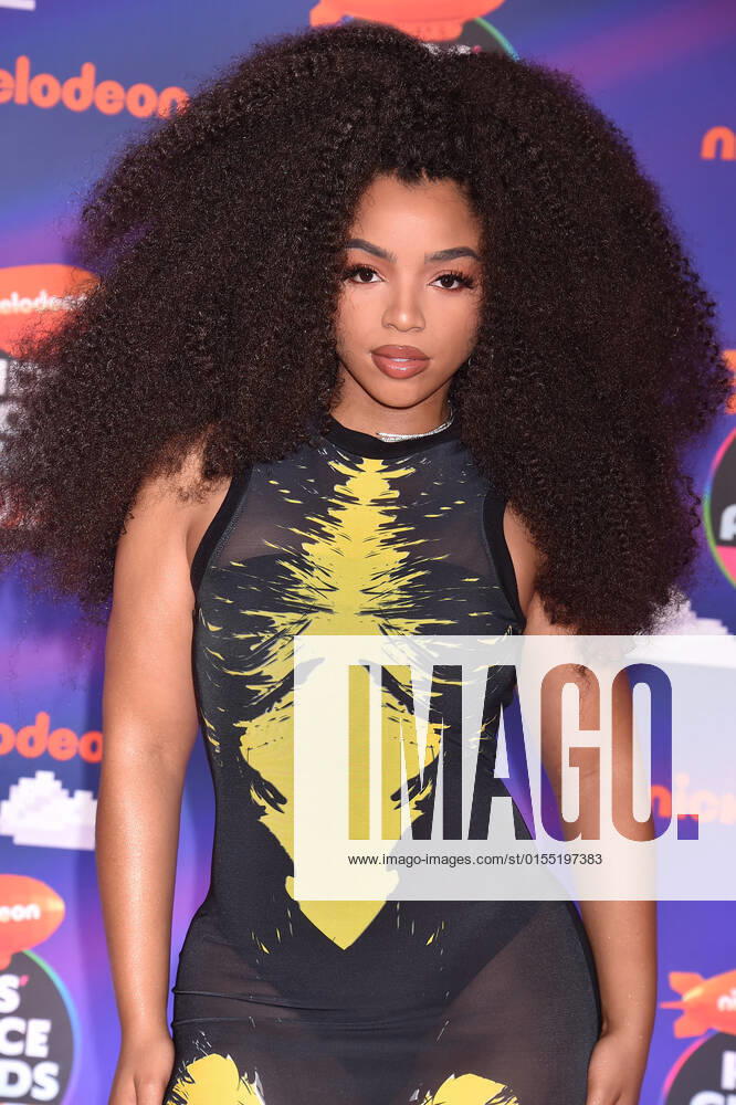SANTA MONICA, CA - APRIL 9: Chloe Bailey at the 2022 Nickelodeon Kids Choice Awards at the Barker Hangar in Santa Monica, California on April 9, 2022.