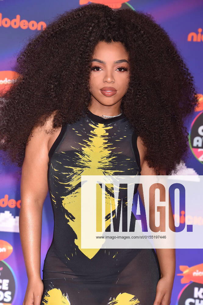 SANTA MONICA, CA - APRIL 9: Chloe Bailey at the 2022 Nickelodeon Kids Choice Awards at the Barker Hangar in Santa Monica, California on April 9, 2022.