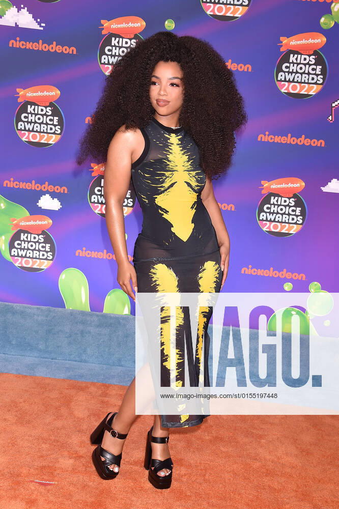 SANTA MONICA, CA - APRIL 9: Chloe Bailey at the 2022 Nickelodeon Kids Choice Awards at the Barker Hangar in Santa Monica, California on April 9, 2022.