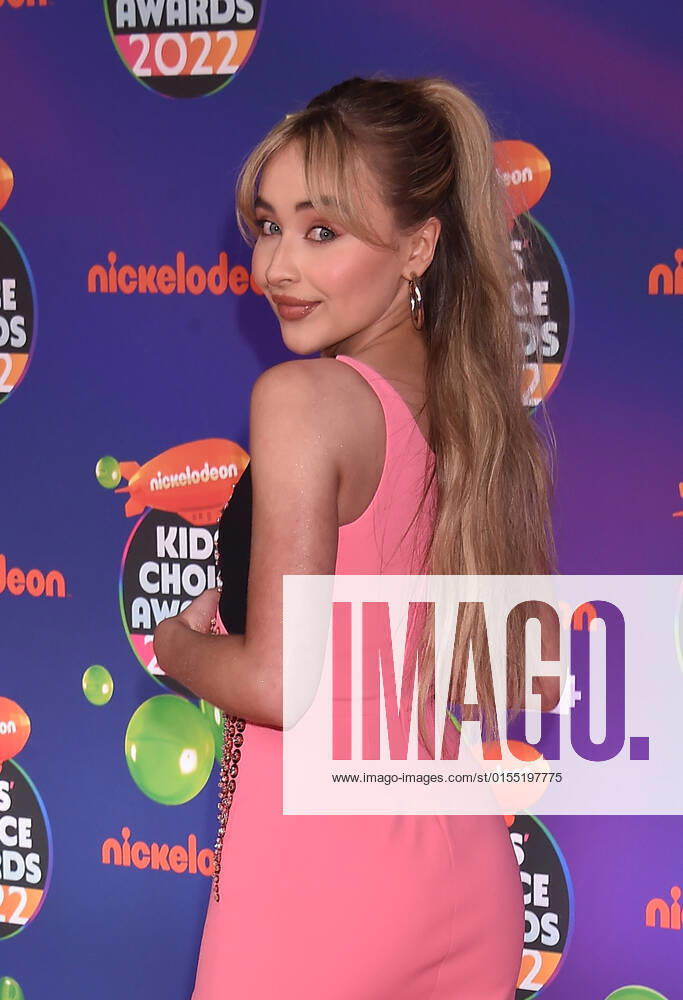 SANTA MONICA, CA - APRIL 9: Sabrina Carpenter at the 2022 Nickelodeon Kids Choice Awards at the Barker Hangar in Santa Monica, California on April 9, 2022.
