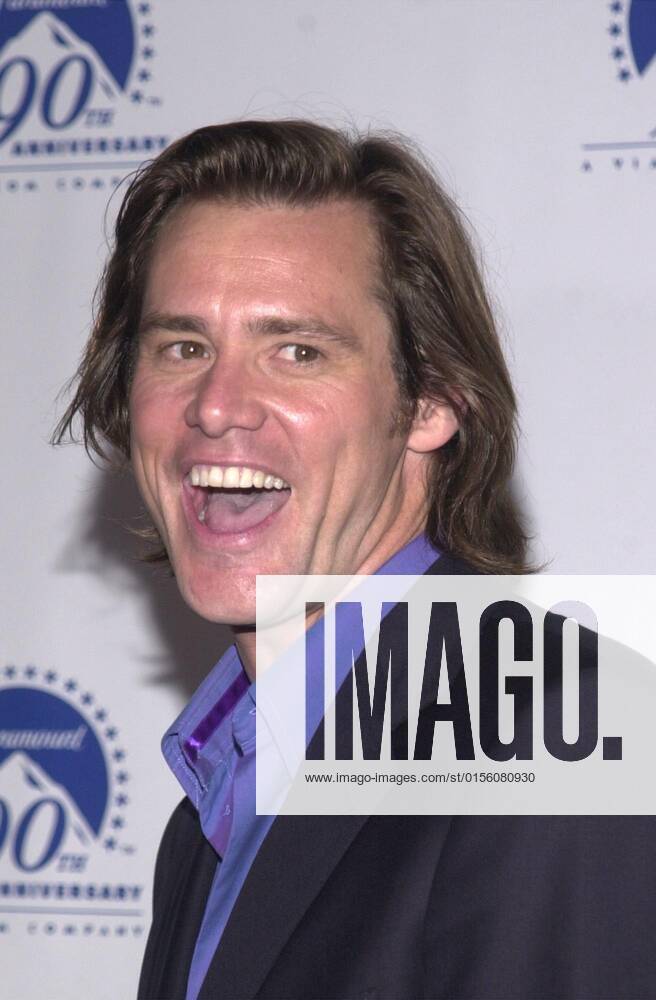 Jim Carrey at the Paramount Pictures Celebrates 90th Anniversary with 90 stars for 90 years Los Angeles, CA 07-14-02 , 10638800.jpg, talent, celebrity, famous, people, event, person, popular, fame, star, entertainment,