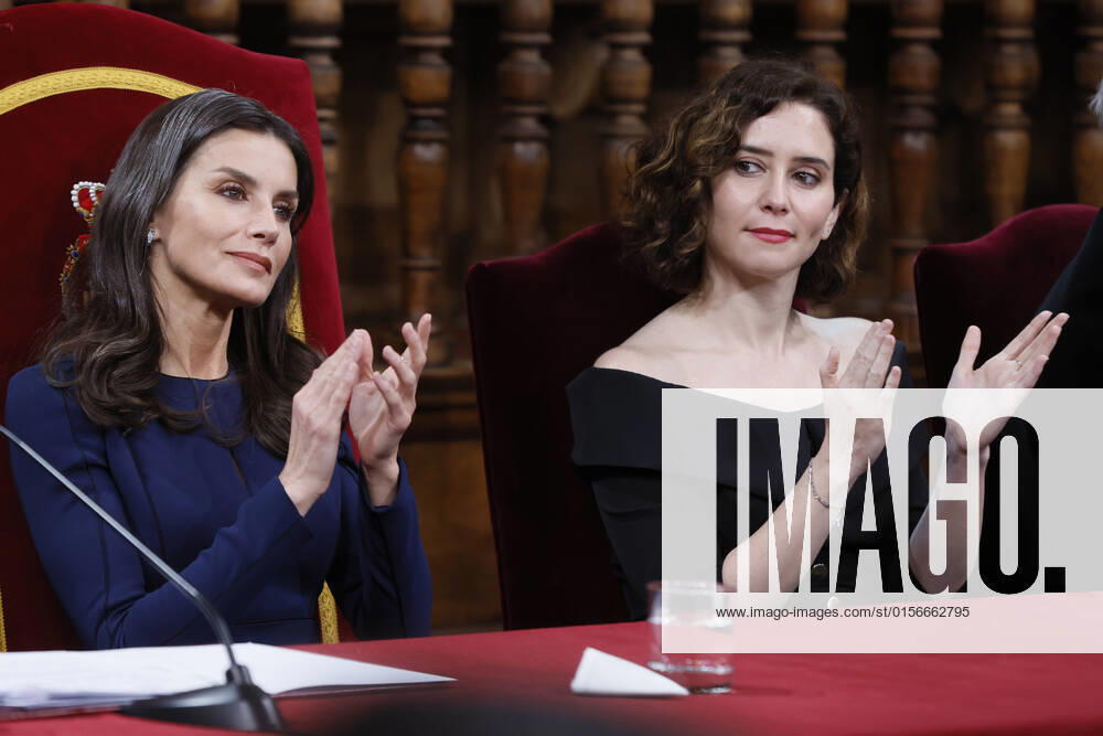 Spain s Queen Letizia and Madrid s regional President Isabel Diaz Ayuso (R) attend the Cervantes Award s gala ceremony at Alcala de Henares University in Madrid region, central Spain, 22 April 2022. Argentinian actress Cecilia Roth collected Cervantes Award on behalf of Uruguayan author Cristina Peri Rossi, who has been unable to be in the awarding ceremony due to her health condition. Cervantes Award s gala !ACHTUNG: NUR REDAKTIONELLE NUTZUNG!