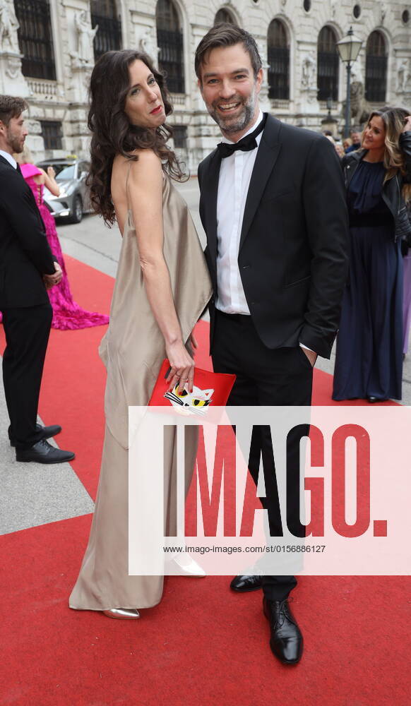 Romy Gala 2022 Vienna, 23 04 2022 Jakob SEEBÖCK with wife Michaela