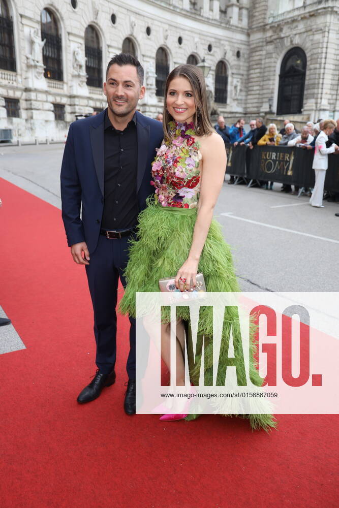 Romy Gala 2022 Vienna, 23 04 2022 Kristina INHOF with company