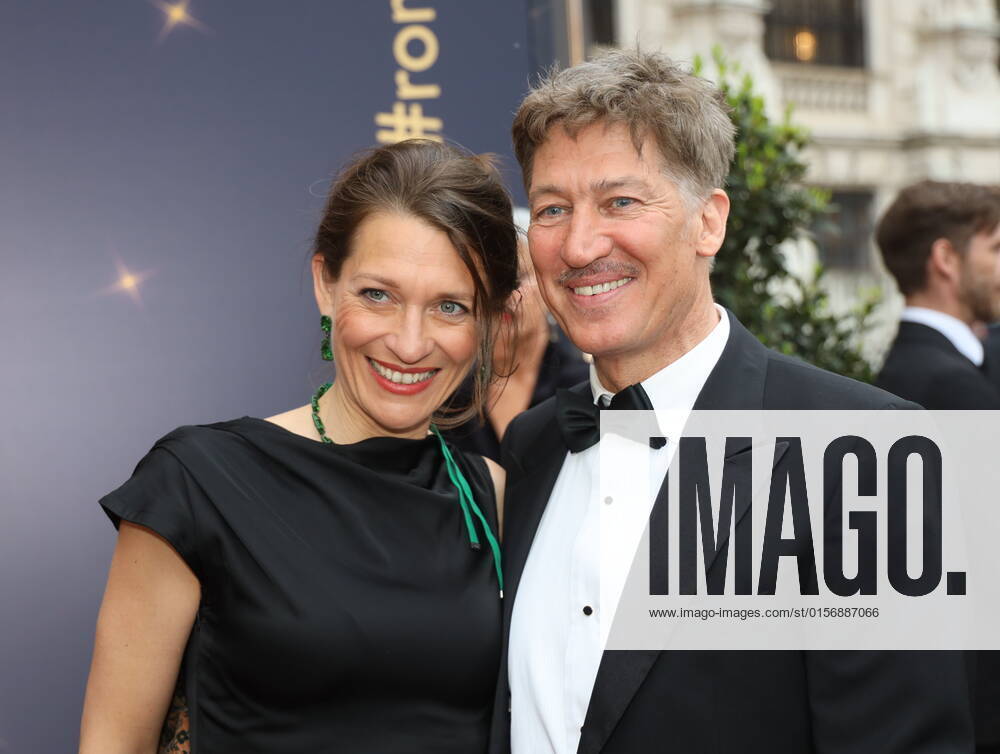 Romy Gala 2022 Vienna, 23 04 2022 Tobias MORETTI with wife Julia