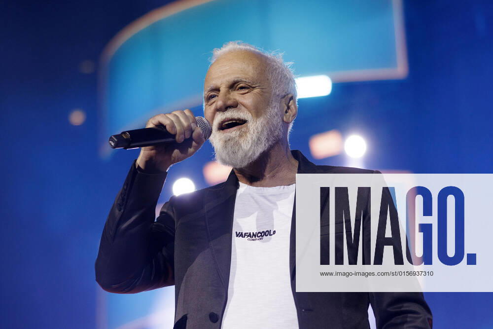 Singer Nino de Angelo at the big Schlagerfest XXL in the Lanxess Arena Cologne, 23 04 2022 NRW Germany