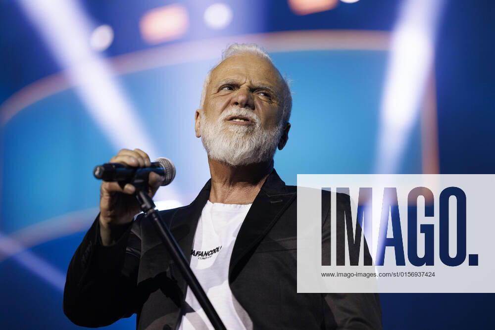 Singer Nino de Angelo at the big Schlagerfest XXL in the Lanxess Arena Cologne, 23 04 2022 NRW Germany