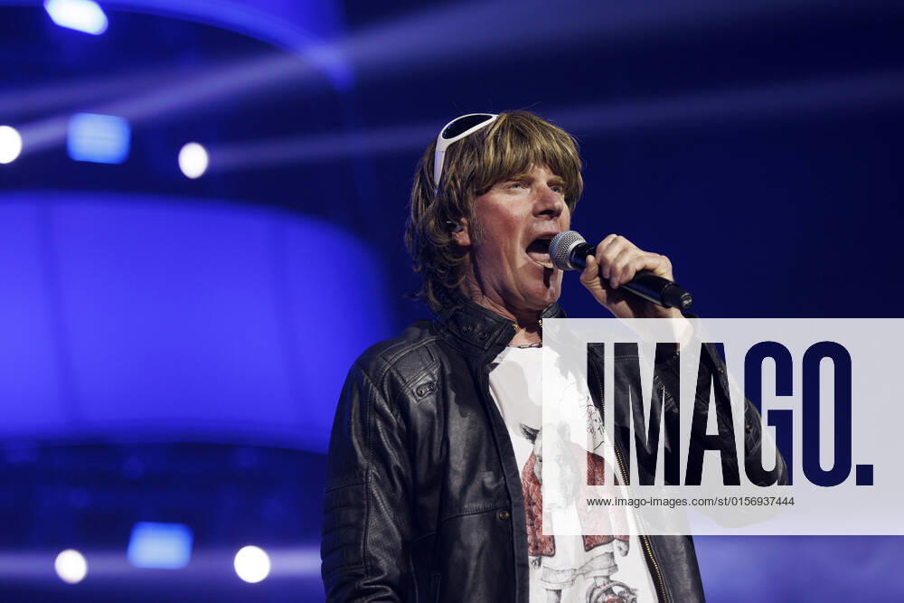 Pop singer Mickie Krause at the big Schlagerfest XXL in the Lanxess Arena Cologne, 23 04 2022 NRW Germany