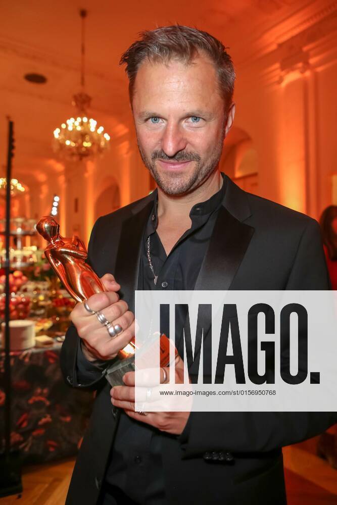 Wiener Hofburg, ROMY Film u TV Preis, Gala award ceremony of the television prize of ORF u KURIER in the picture Philipp Hochmair, with d Award, ROMY Film u TV Preis