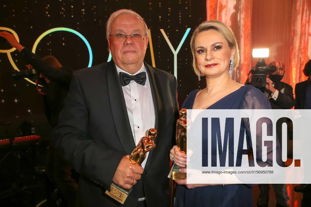 Vienna Hofburg, ROMY Film u TV Award, Gala award ceremony of the TV Award of ORF u KURIER in the picture Christian Wehrschütz, Lou Lorenz Dittlbacher, with d Award, ROMY Film u TV Award