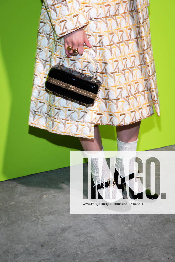 A guest attends the Photocall at the International Woolmark Prize 2022 FINAL in London. London United Kingdom - ZUMAs197 20220426_zaa_s197_122