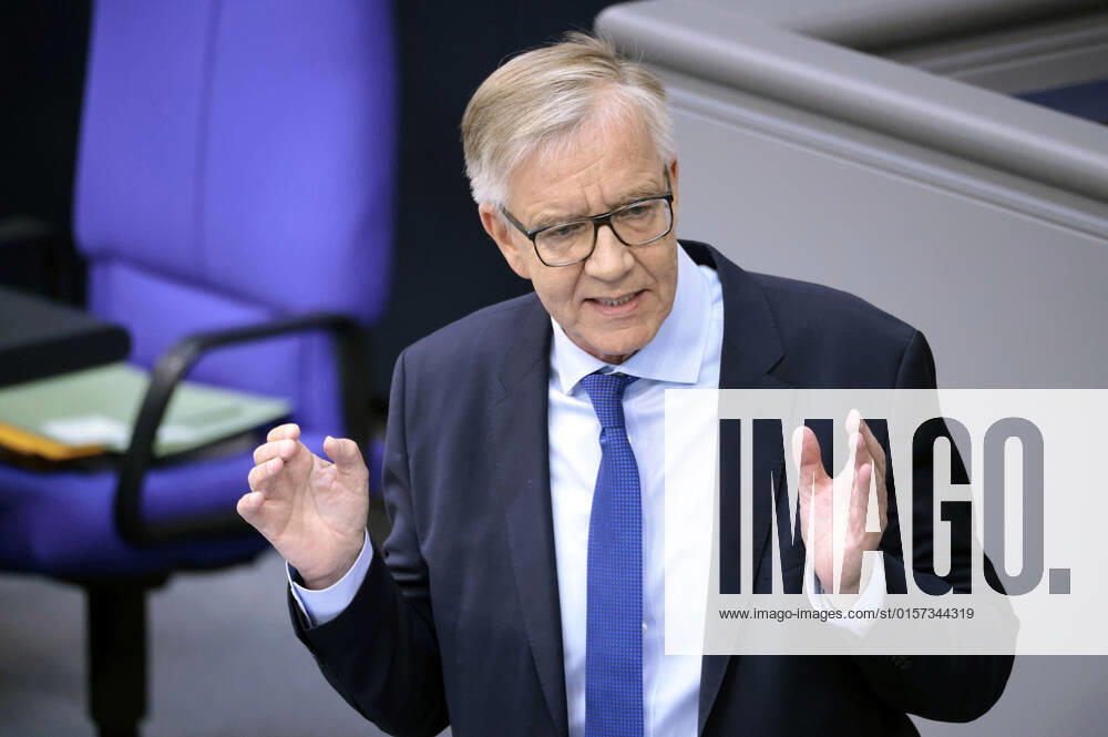Dietmar Bartsch in the 31 session of the German Bundestag in the Reichstag building Berlin, 28 04 2022 Foto:xS.xGabschx xFuturexImage