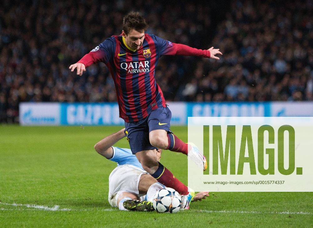 Martin Demichelis of Manchester City brings down Lionel Messi of Barcelona to earn a red card - UEFA Champions League First Knockout Round - Manchester City vs Barcelona - Etihad Stadium - Manchester - England - 18th February 2014 - Picture Phil Oldham Sportimage .