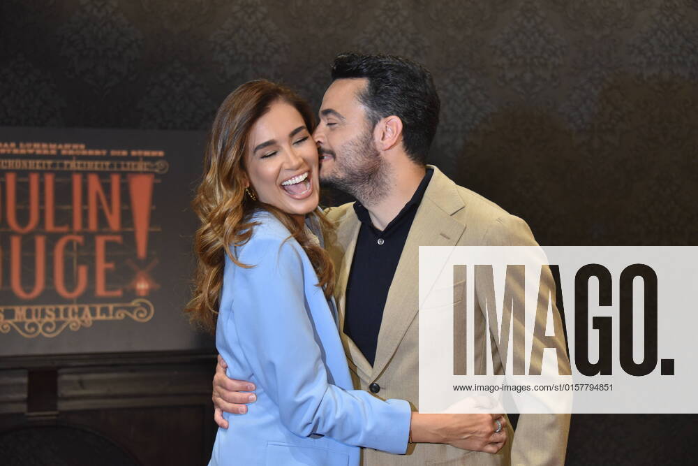 Jana Ina and Giovanni Zarrella pose for Moulin Rouge The Musical that premieres on 06 11 2022 in Cologne