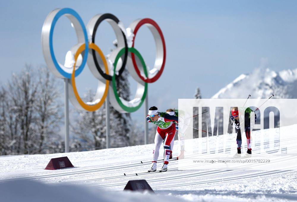 OLYMPIA - Olympische Spiele 2014 KRASNAJA POLJANA,RUSSLAND,19.FEB.14 - DIVERS, OLYMPIA, SKI NORDISCH, LANGLAUF - Olympische Winterspiele Sotschi 2014, Laura Center, Khrebet Psekhako, Teambewerb, 6x1,3km Team Sprint der Damen, klassisch. Bild zeigt Marit Björgen (NOR), Stina Nilsson (SWE) und Kikkan Randall (USA). Keyword: Olympische Ringe.