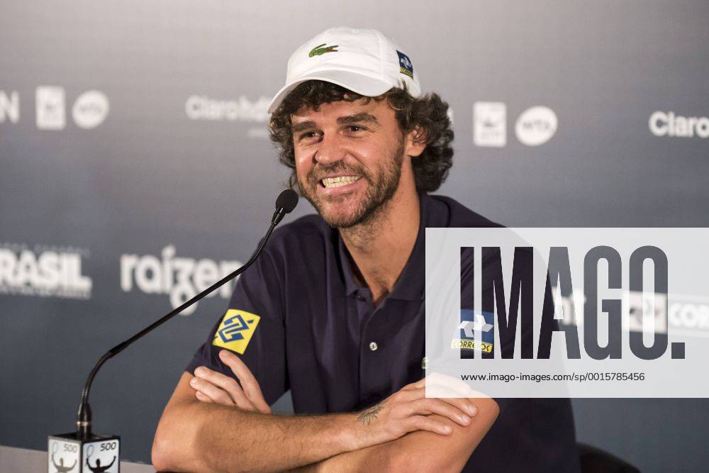 Gustavo Kuerten during Rio Open Tennis. RIO DE JANEIRO RJ, Brasil 19 02 2014. ( x(11)Pupox xFotoarenax (21856) Rio Open Tenis