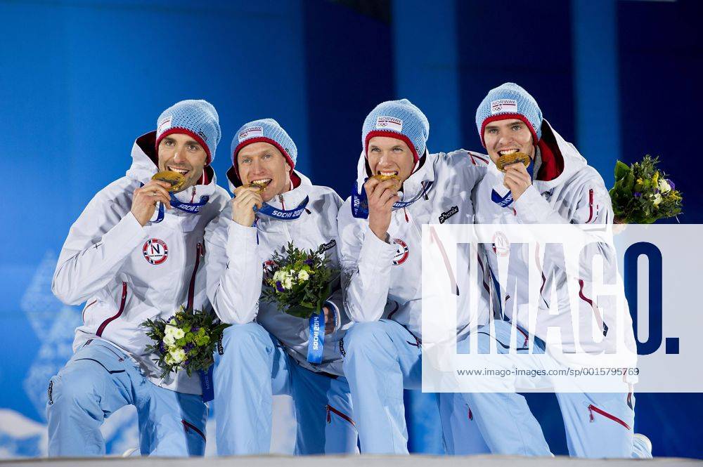 Team NOR, Norwegen, 1. Platz, Goldmedaillengewinner, Gold, Goldmedaille, Olympiasieger, mit Magnus Hovdal MOAN, Haavard KLEMETSEN, Magnus KROG und Jörgen GRAABAK, Jubel, jubelt, Freude, Begeisterung, Emotion, jubeln, cheers, Nordische Kombination, Team, Team Gundersen LH 4x5 km, Cross-Country, Large Hill, Grossschanze, Siegerehrung, Medal Ceremony, Medal Plaza am 20.02.2014. XXII. Olympische Winterspiele 2014, vom 07.02. - 23.02.2014 in Sotschi Russland.