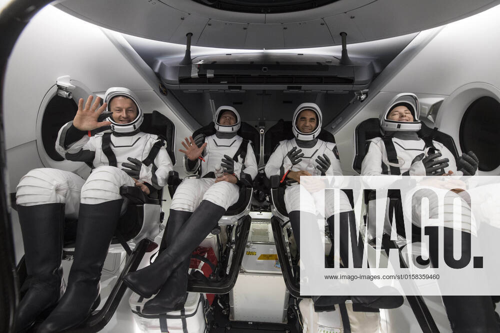 SpaceX Crew-3 astronauts inside the SpaceX Crew Dragon Endurance spacecraft after recovery onboard the SpaceX Shannon recovery ship in the Gulf of Mexico May 6, 2022 off the coast of Tampa, Florida. Sitting left to right are: ESA astronaut Matthias Maurer, NASA astronauts Tom Marshburn, Raja Chari, and Kayla Barron. Tampa United States of America - ZUMAp138 20220506_zaa_p138_006
