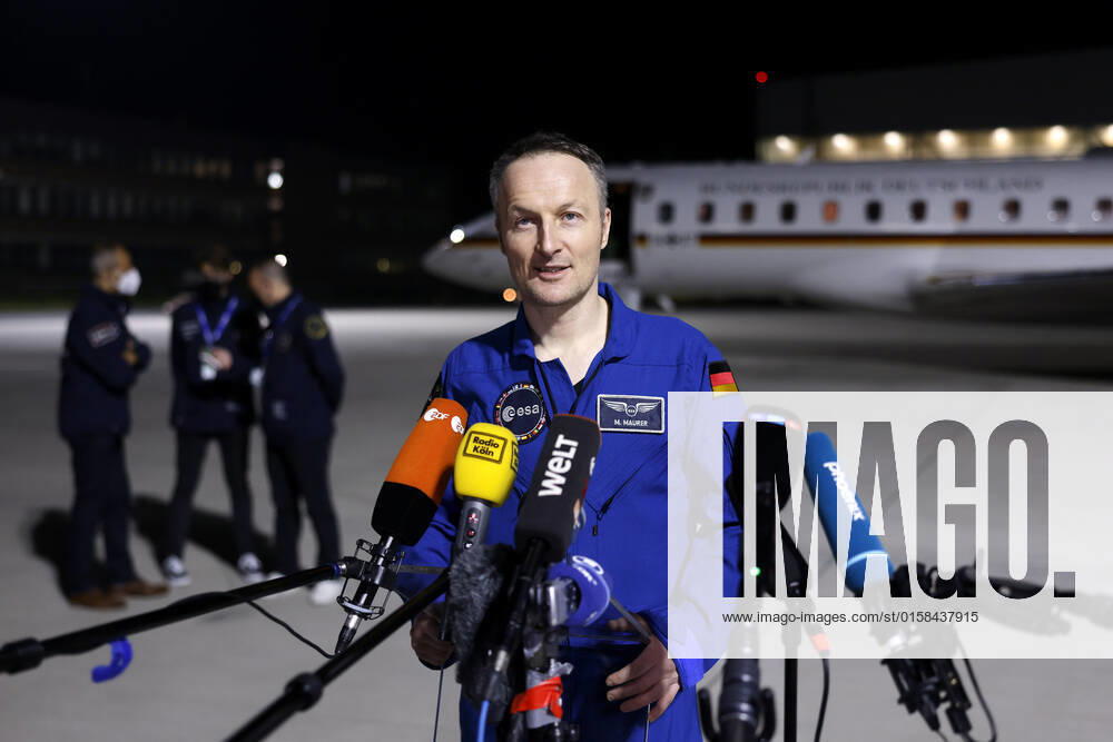 German astronaut Matthias Maurer returns to Germany after his mission on the International Space Station ISS The astronaut of the European Space Agency ESA was the twelfth German in the cosmos Early Saturday morning, his plane landed in the military section of Cologne Bonn Airport Cologne, 07 05 2022 NRW Germany