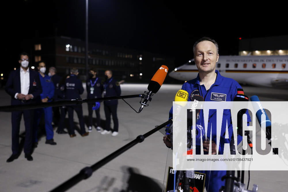 German astronaut Matthias Maurer returns to Germany after his mission on the International Space Station ISS The astronaut of the European Space Agency ESA was the twelfth German in the cosmos Early Saturday morning, his plane landed in the military section of Cologne Bonn Airport Cologne, 07 05 2022 NRW Germany