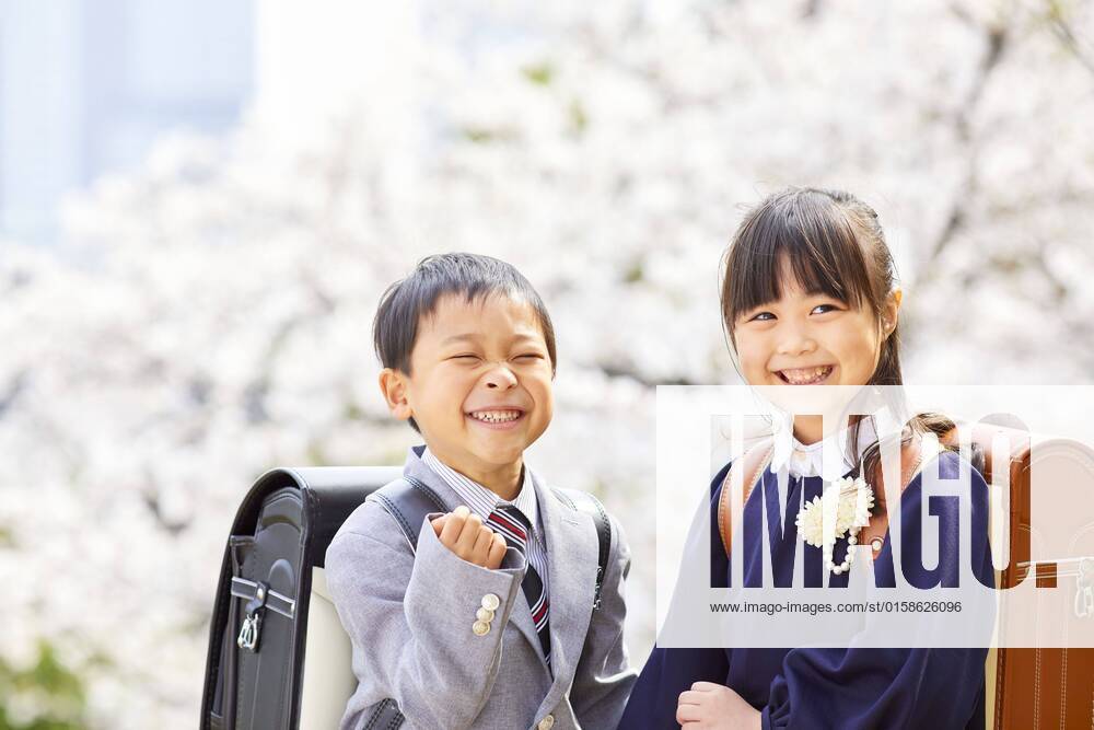 IMAGO Creative: Gesellschaft, Schule, Schulanfang Japanese Elementary School Students AFLO174601673 , 174601673.jpg, ,model released, Symbolfoto