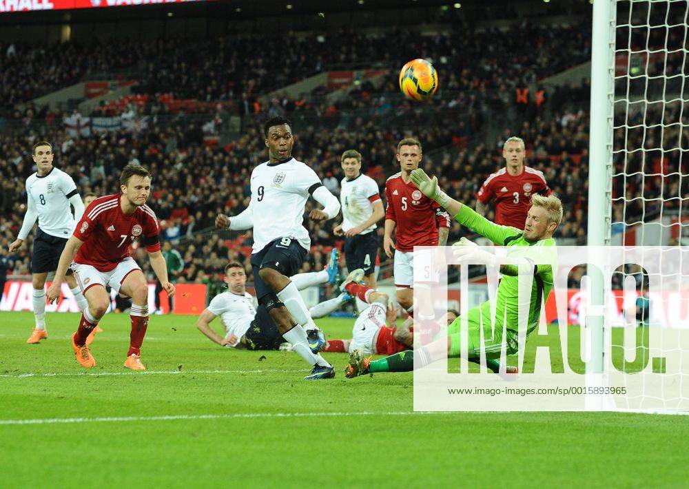 Football - 2014 International Friendly - England vs. Denmark England s Daniel Sturridge has his shot saved by Denmark s Kasper Schmeichel at Wembley. COLORSPORT ANDREW COWIE